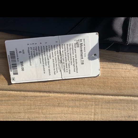 Lululemon NWT in movement 25” - Picture 2 of 2